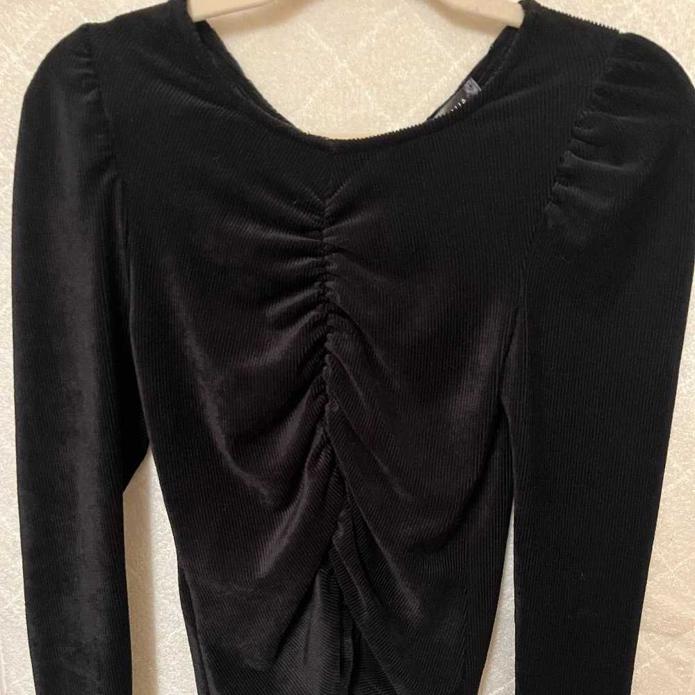 EUC Women's Aqua Black Ribbed Ruched Top Size Small